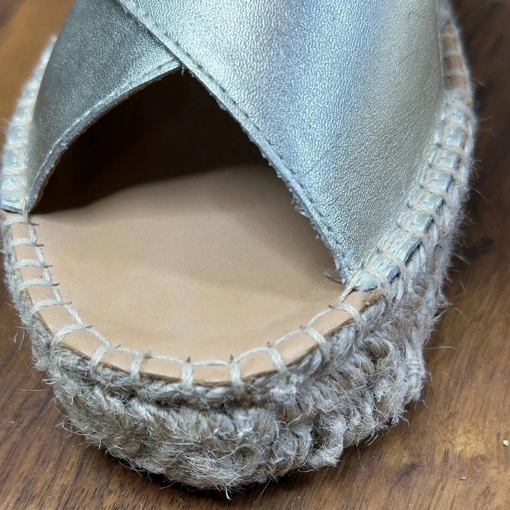 Soludos Eloise Espadrille Sandals Platinum (Gold) 7.5 NWOB